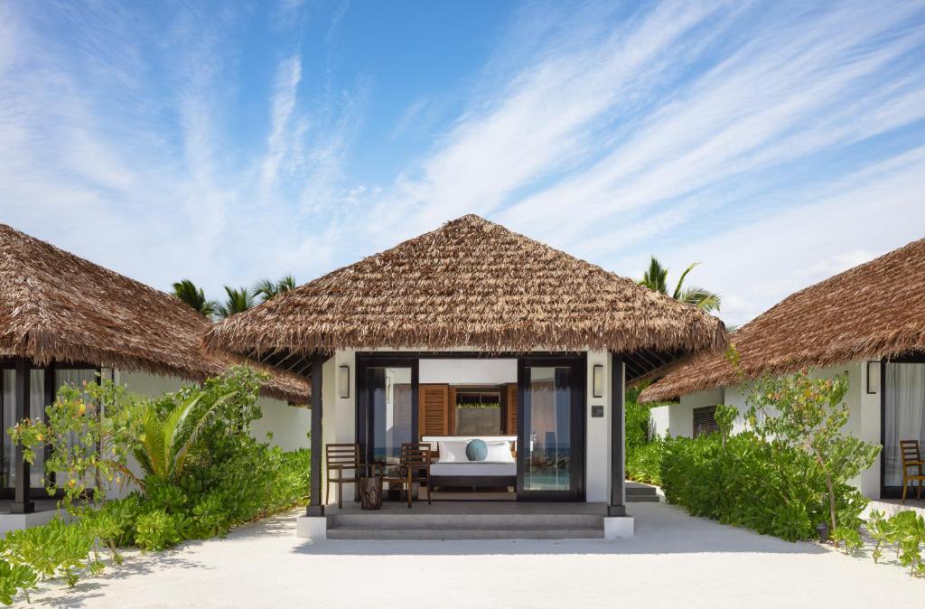 -3 Person Guests
-62sqm Size
-Sea View