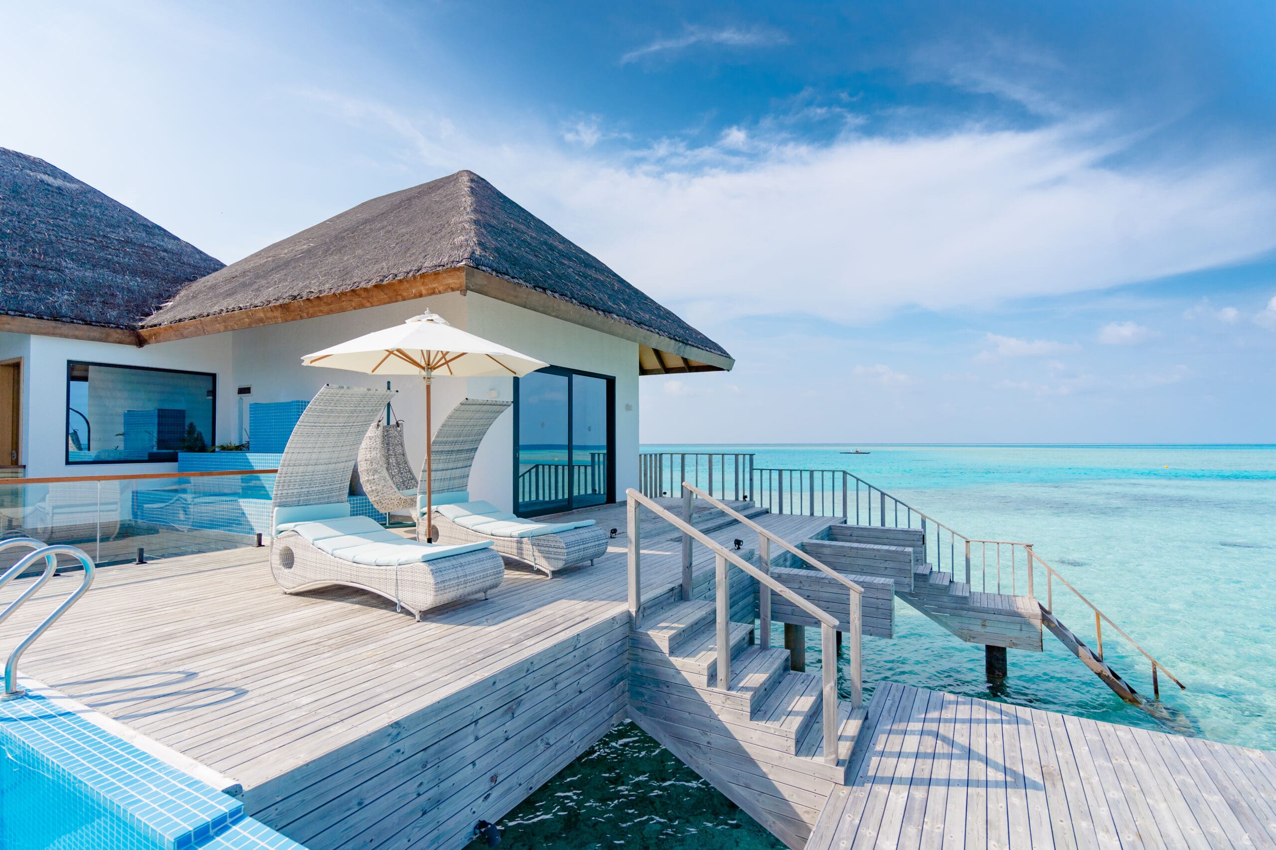 - 6 Person Guests
- 370 sqm Size
- Ocean View