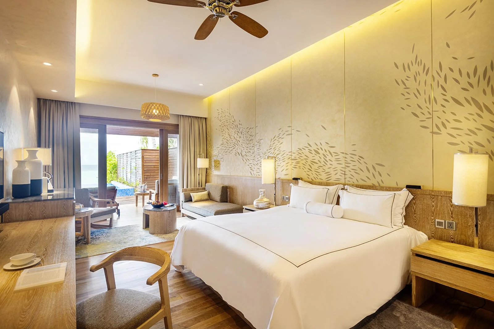 - 76 M²
- The Beach Suites with Pool at Lily Beach offer the perfect setting for a romantic escape or a family holiday in the Maldives.