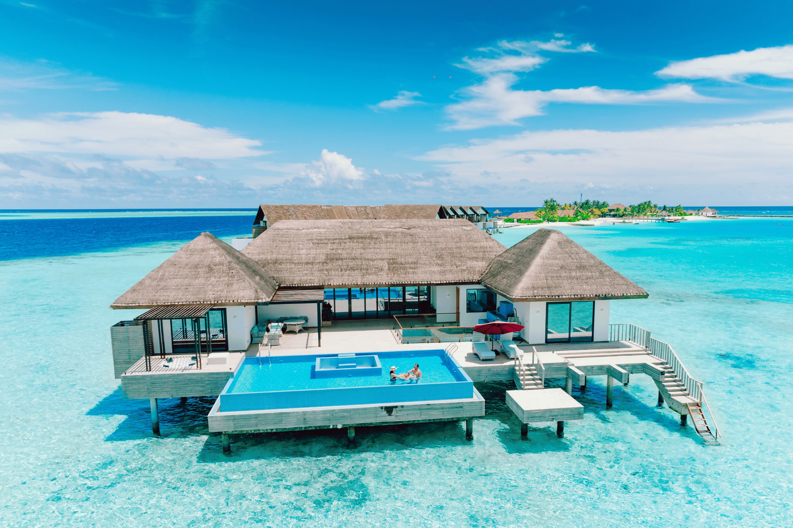 - 4 Person Guests
- 119 sqm Size
- Ocean View, Sea View