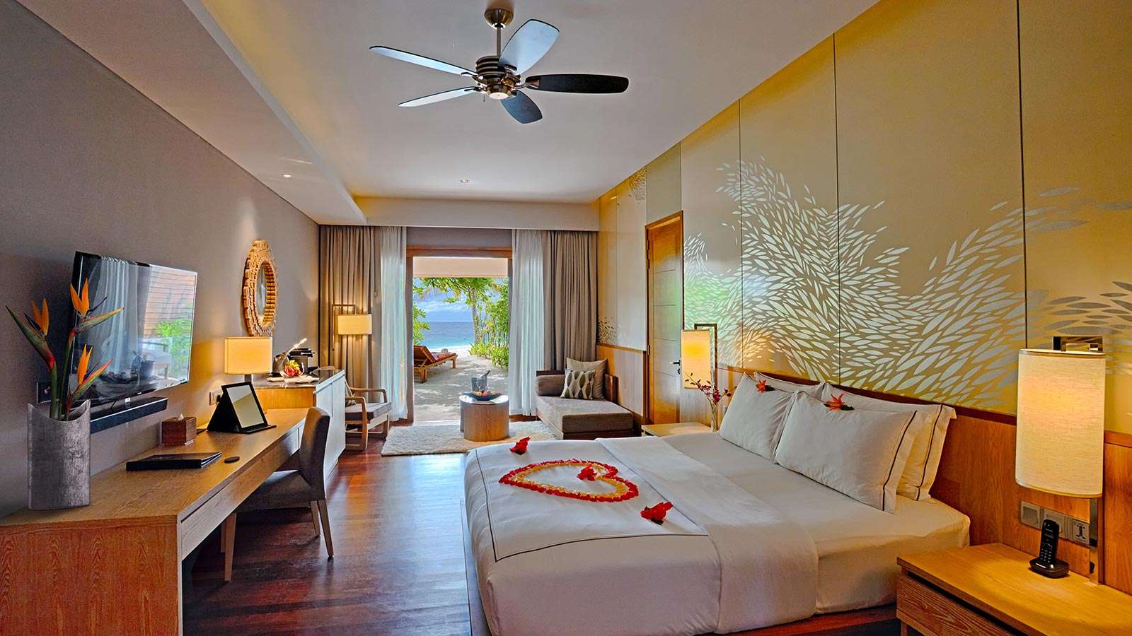 - 76 M²
- The new Beach Suites at Lily Beach Resort & Spa offer a private outdoor space and a contemporary interior perfect for both families and couples.