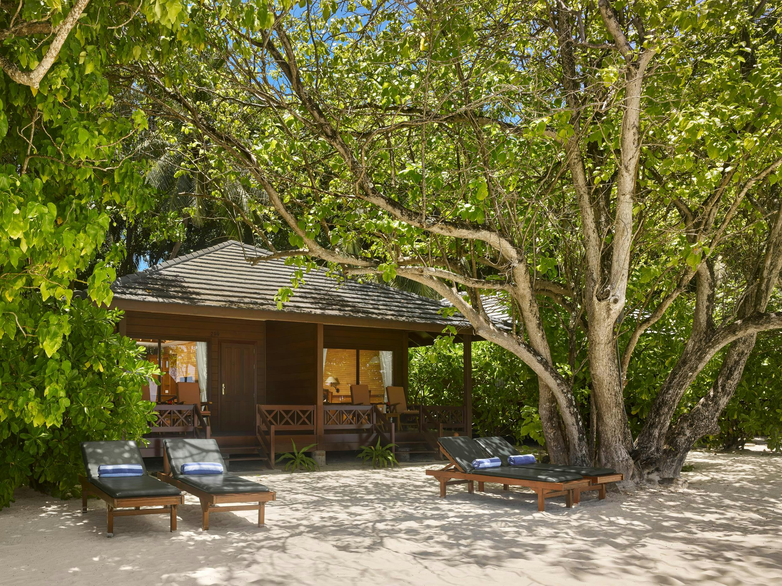 - Steps away from the ocean and spacious enough to sleep six. These villas have everything you could need for a family vacation in the Baa Atoll.
- 114 square metres
- 4 adults, 2 children
- Beach access
