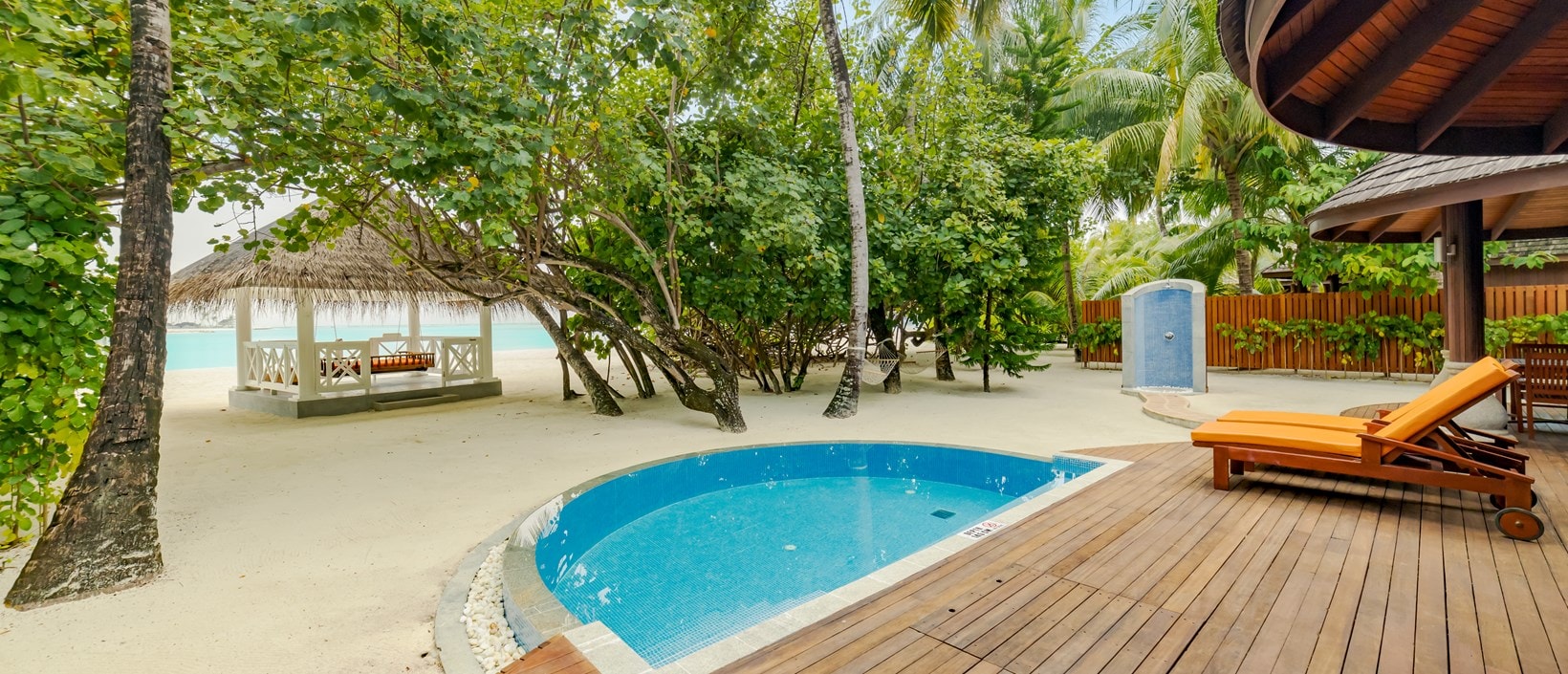 - With close to 300 sqm of beachside bliss, this is a favourite among families and friends travelling together. There are two master bedrooms with spacious indoor-outdoor bathrooms. The veranda located beach-side leads to a plunge pool. Closer to the beach is an outdoor pavilion with a swinging daybed, perfect for an afternoon slumber.