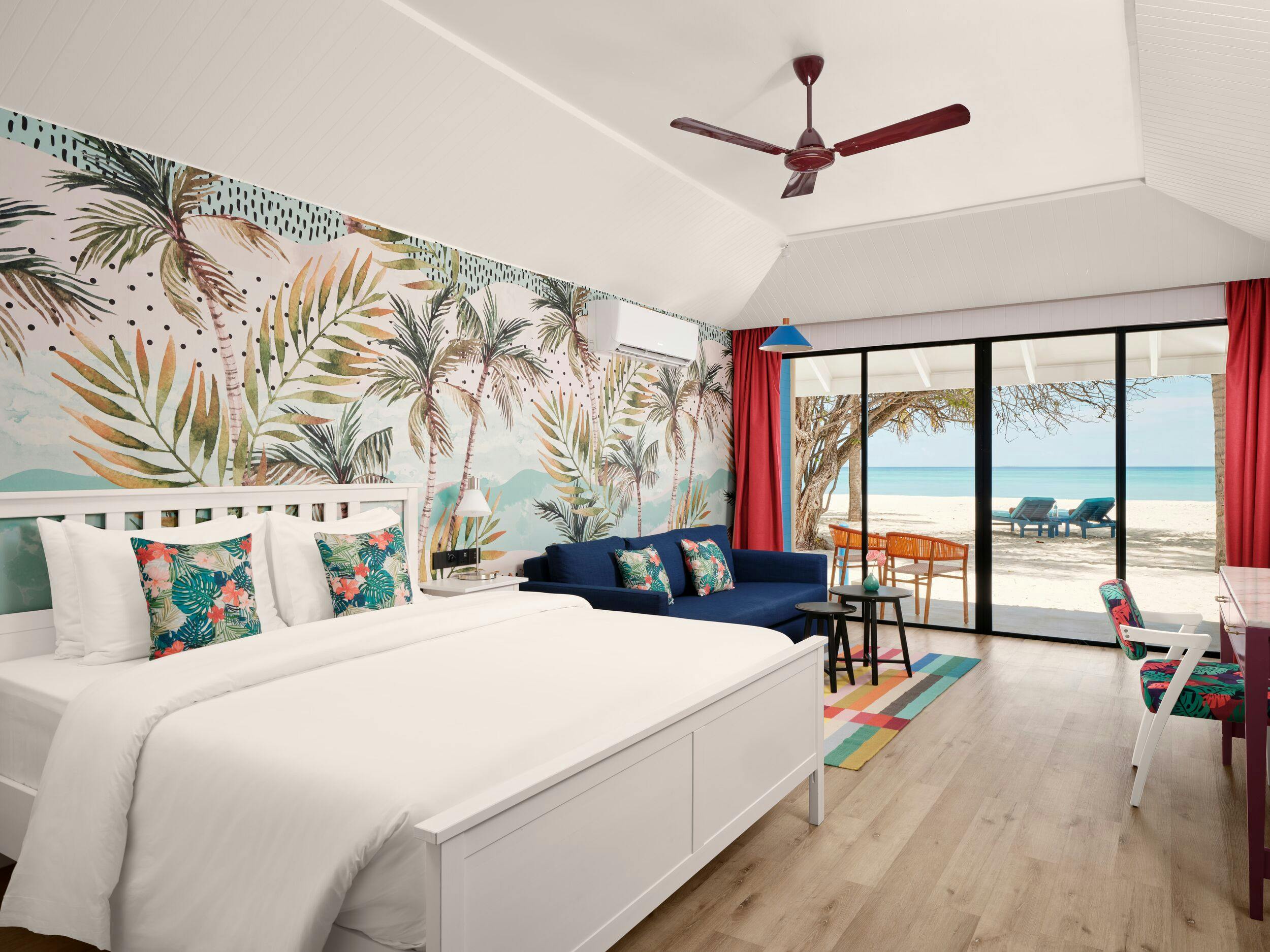 - A blissful sanctuary where you can relax completely, rejuvenate and reconnect with nature.
- 52 square metres
- 2 adults, 1 child
- Beach access